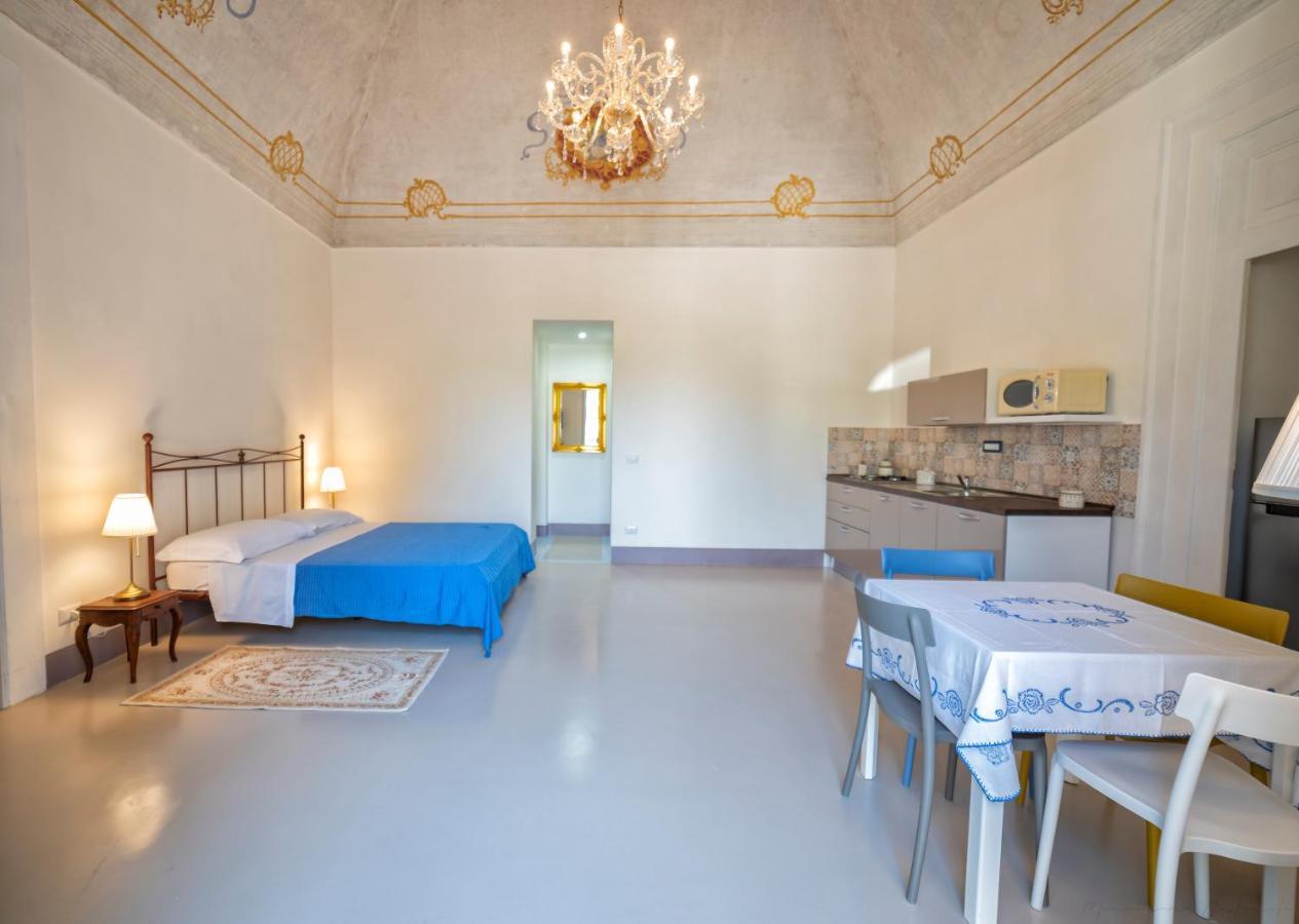 La Poetica In Villa Eldorado Procida Exterior photo