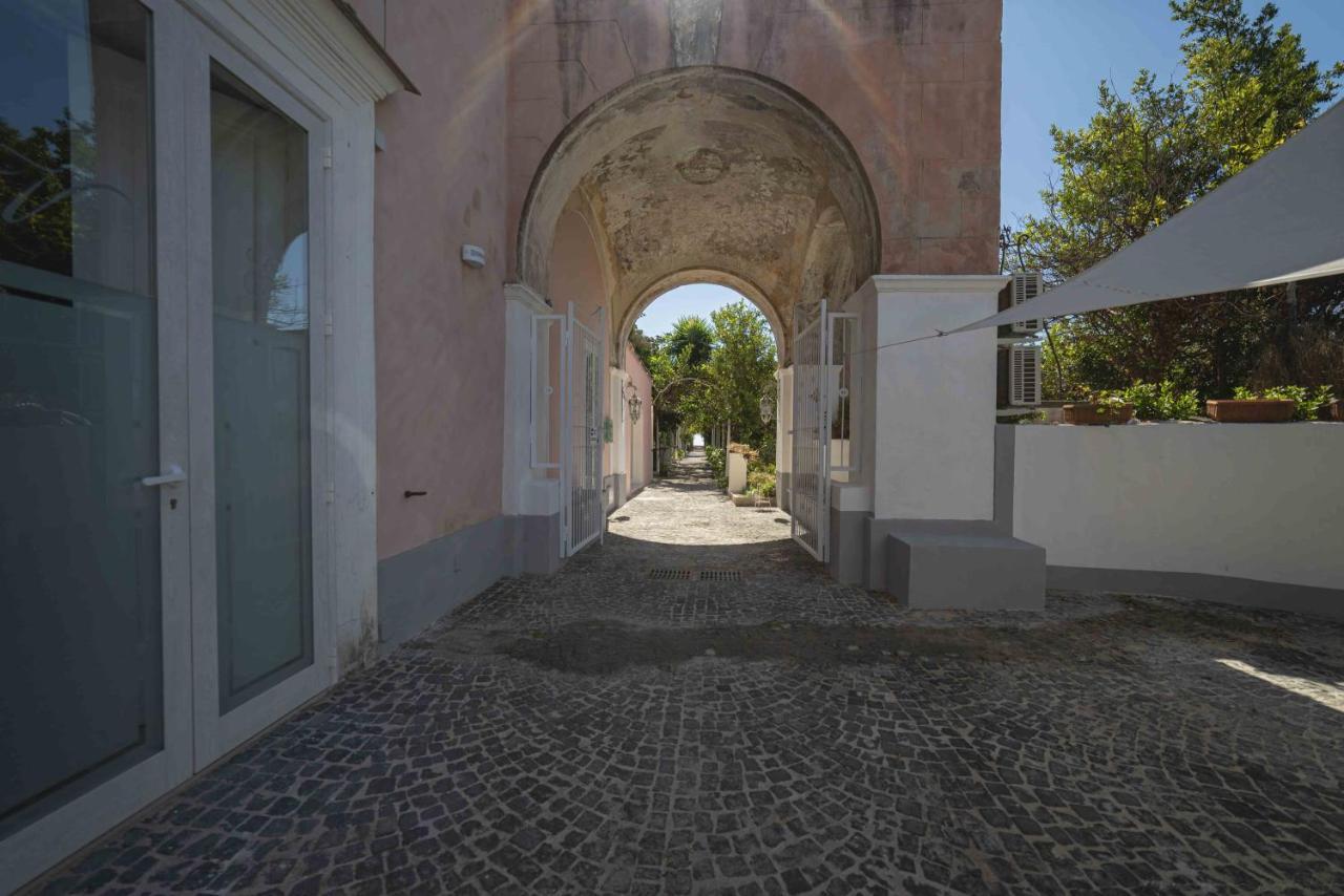 La Poetica In Villa Eldorado Procida Exterior photo