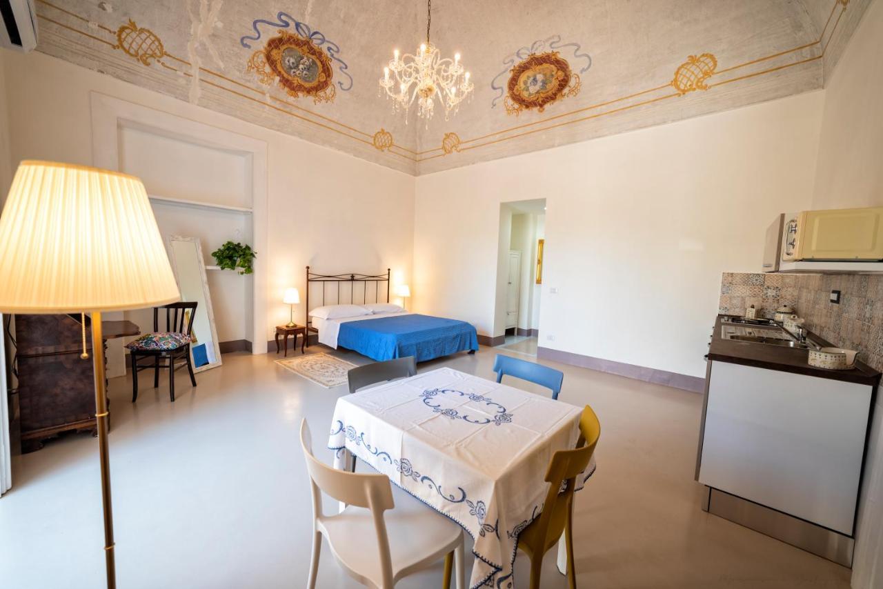 La Poetica In Villa Eldorado Procida Exterior photo