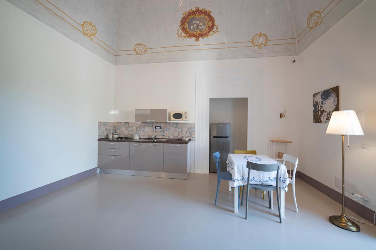 La Poetica In Villa Eldorado Procida Exterior photo